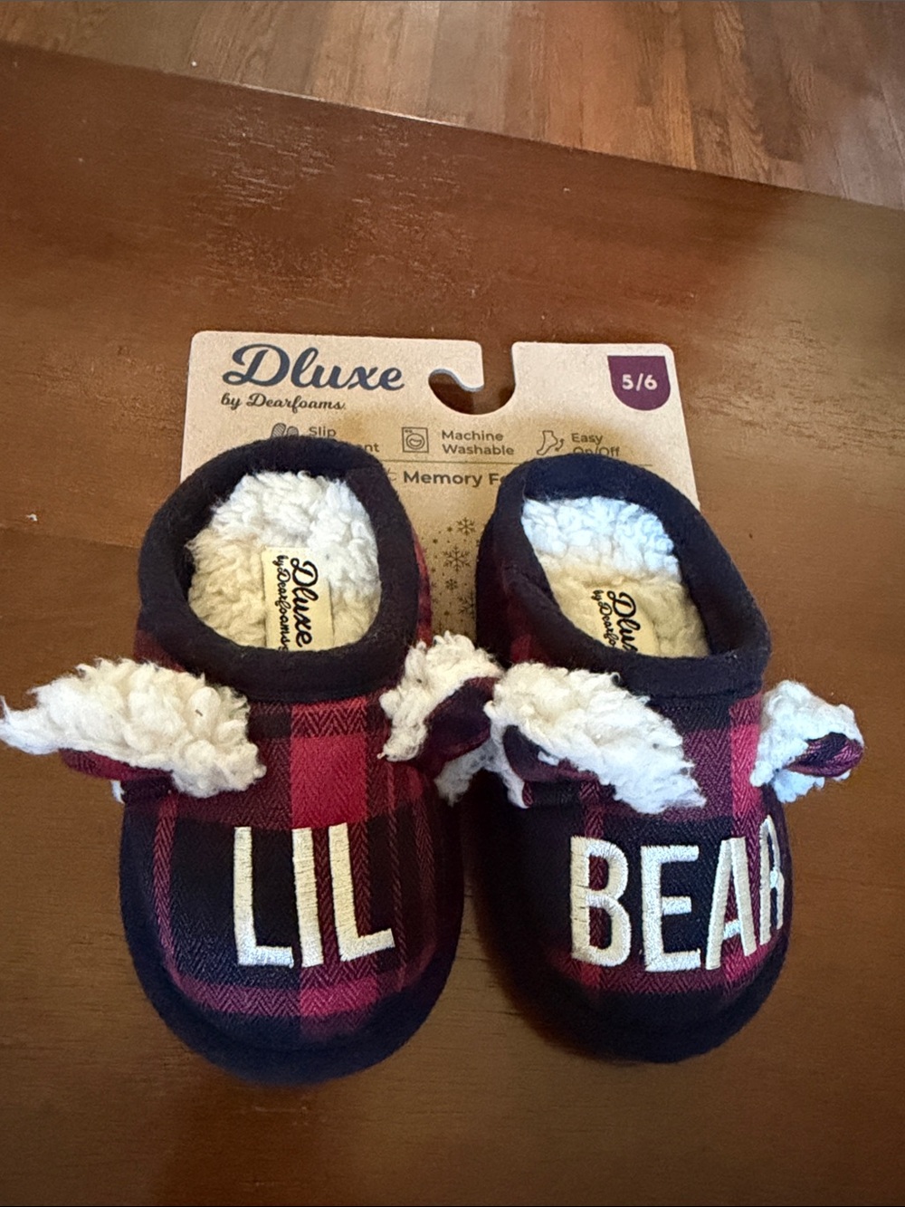 dearfoams Kids Plaid 'Lil Bear' Red and Black Sherpa Slippers